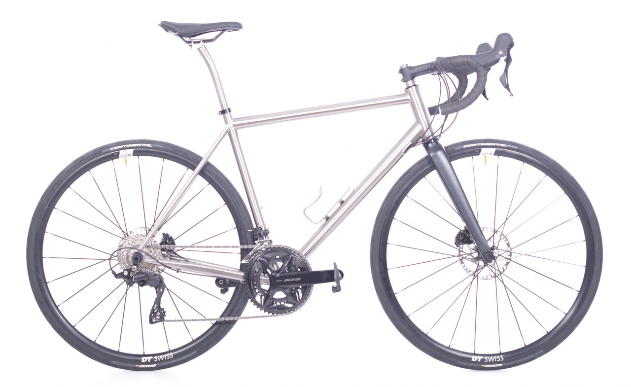 Titan Endurance Rennrad mit Shimano 105 12-Gang: Dein ultimativer Begleiter für lange Strecken