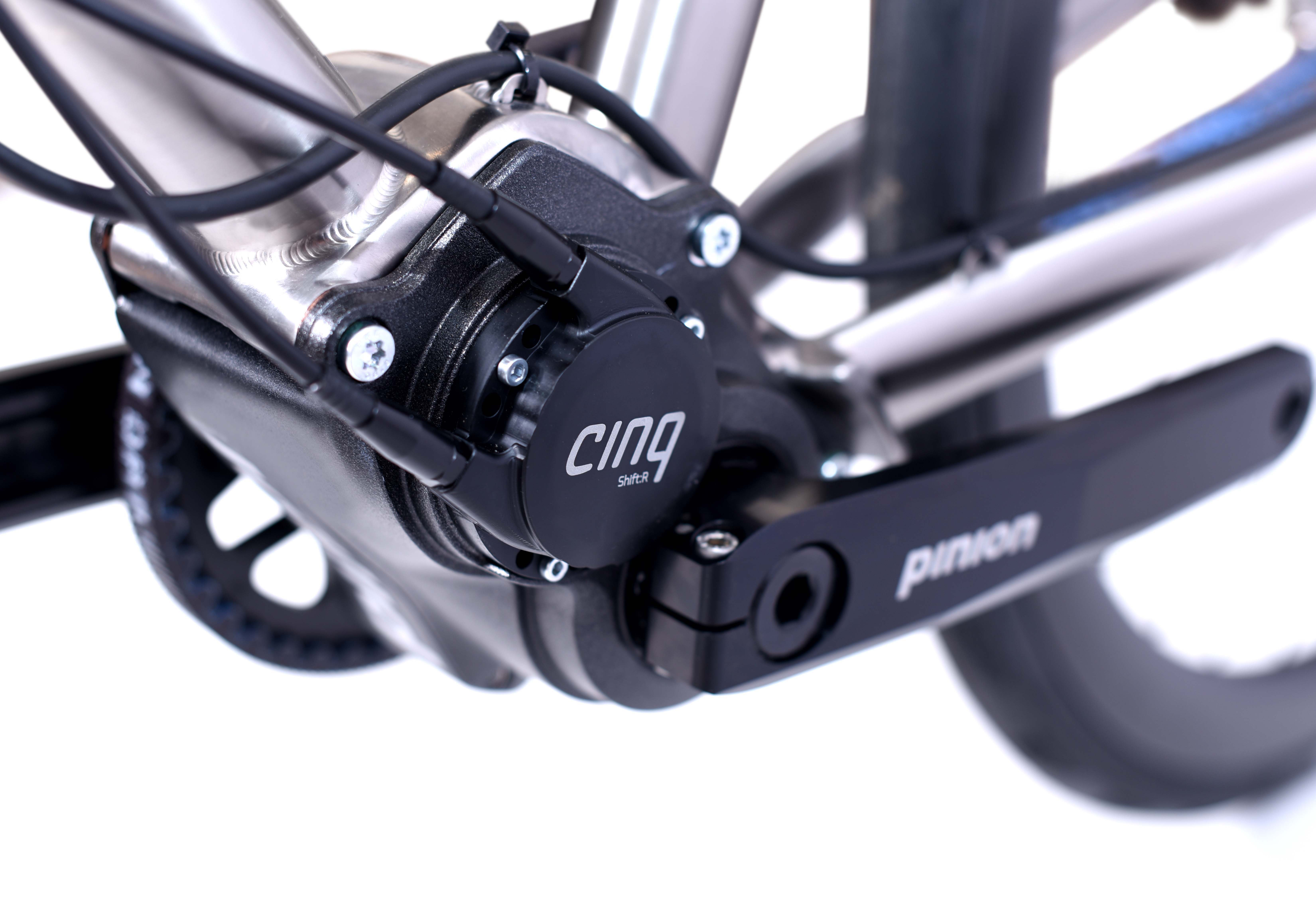 All-Road Pinion Bike mit lediglich 9.8kg All-Road Pinion Bike mit lediglich 9.8kg