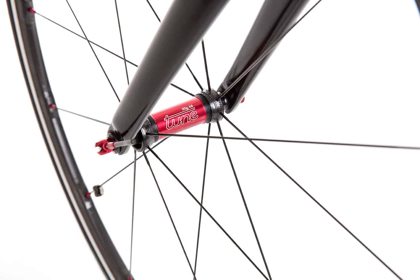 shimano-handeingespeicht-mit-tune-naben-1200gr shimano-handeingespeicht-mit-tune-naben-1200gr