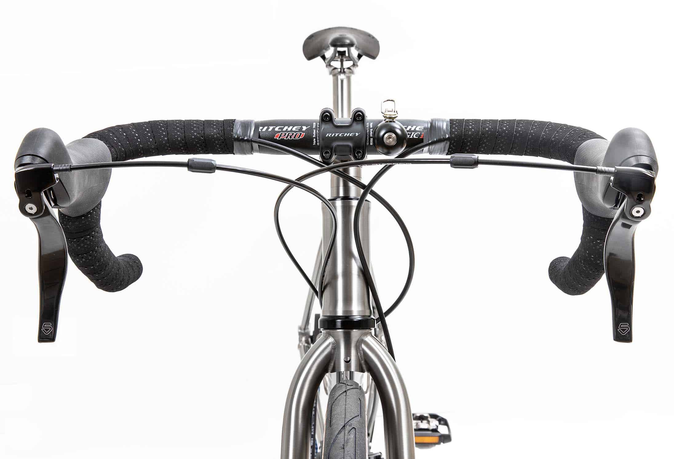 Titan_Pinion_Rennrad_04_min Titan_Pinion_Rennrad_04_min